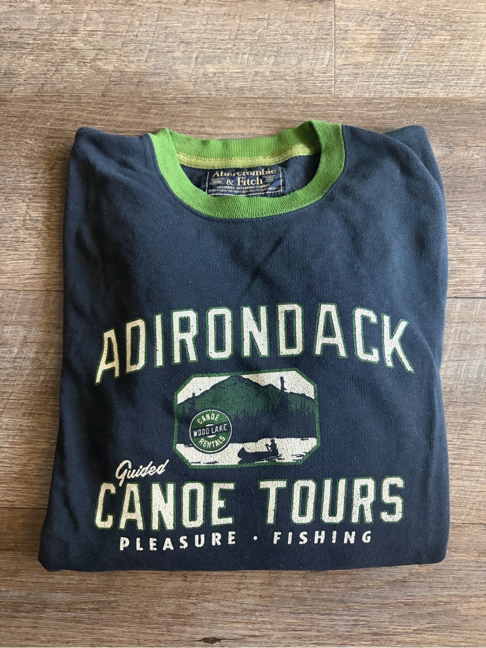 Abercrombie & Fitch Navy and Green Adirondack Canoe Tours crewneck sweatshirt